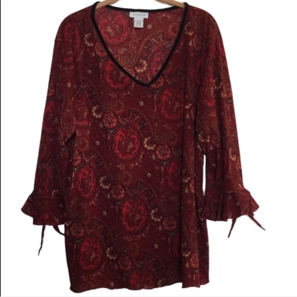 Avenue Tops - Avenue Velvet V-Neck Women’s Top